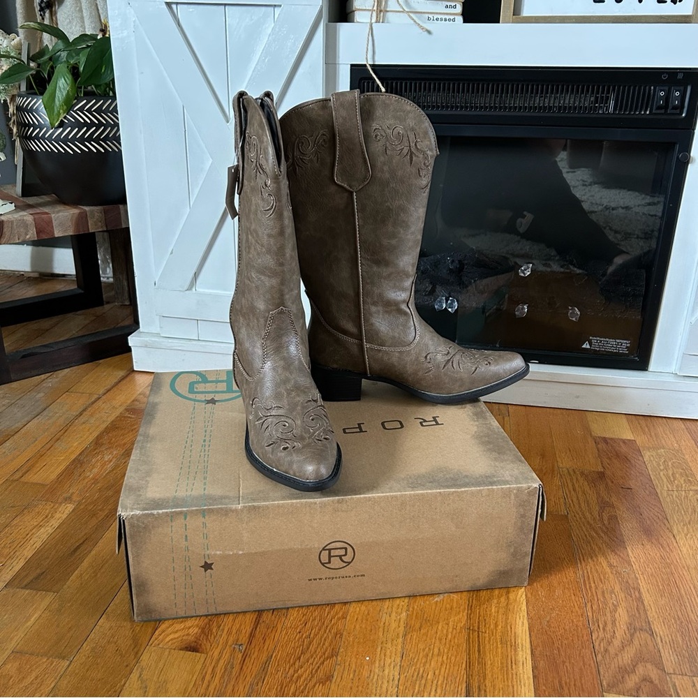 Brown Women’s Roper Cowboy Boots